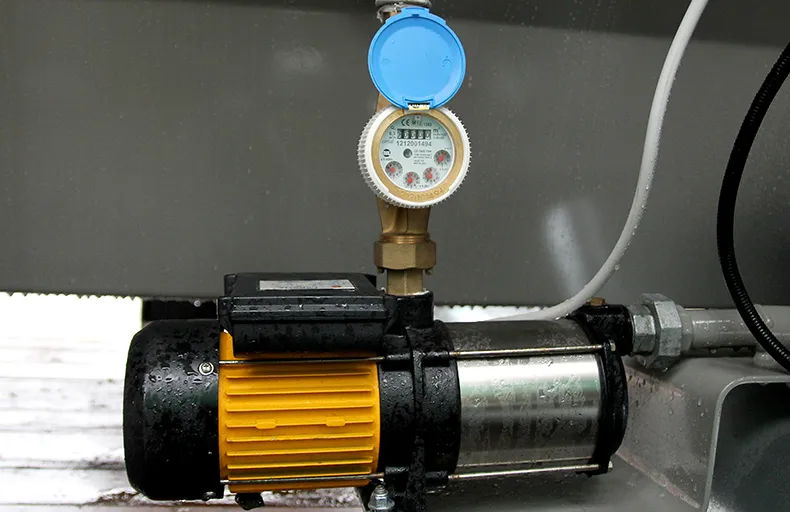 Flow meter pump