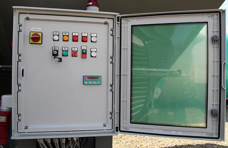 Quadro-elettrico-comandi